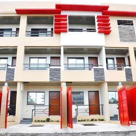 לגאזפי Jdl Residences Hostel מראה חיצוני תמונה