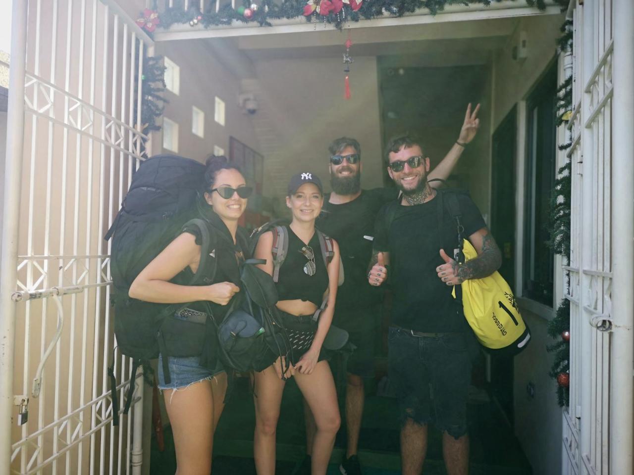 לגאזפי Jdl Residences Hostel מראה חיצוני תמונה
