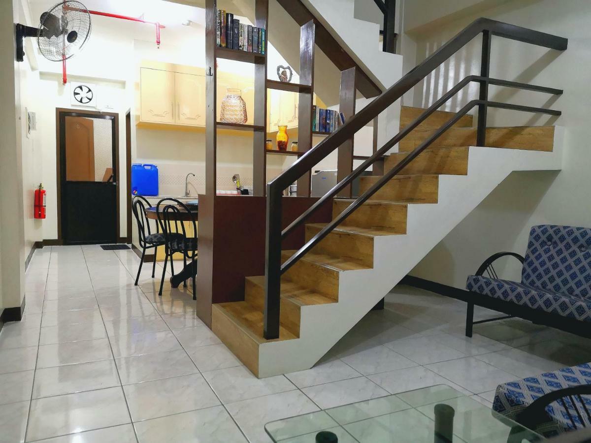לגאזפי Jdl Residences Hostel מראה חיצוני תמונה