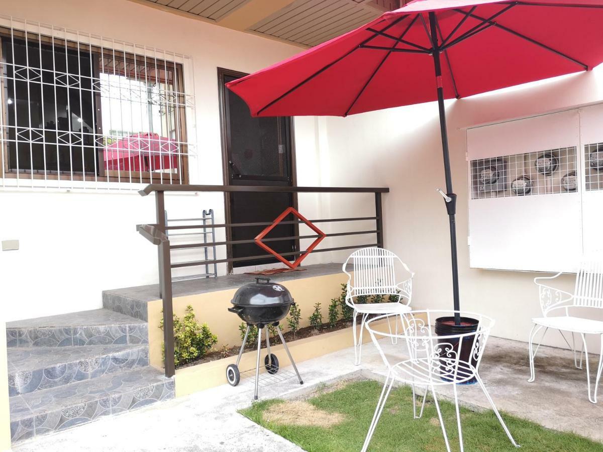 לגאזפי Jdl Residences Hostel מראה חיצוני תמונה